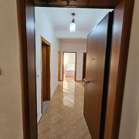 Arion Apartment *